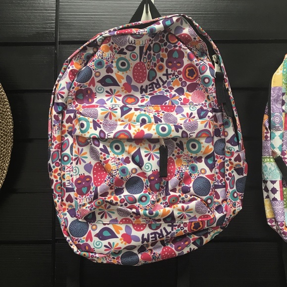 Backpack - Picture 2 of 5